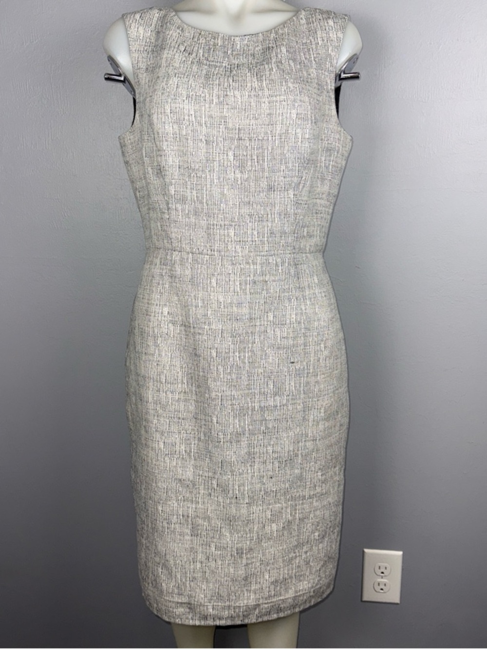 Kate Spade Sheath Dress Women’s 12 White/Black Textured Sleeveless Career *READ